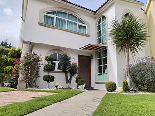 *CASA EN VENTA METEPEC ZONA TOWN SQUARE*