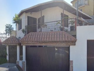 CASA EN VENTA EN CAMINO ARANJUEZ VILLAFONTANA TIJUANA BAJA CALIFORNIA