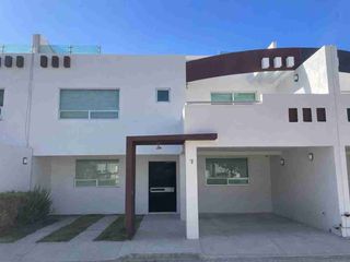 Casa en renta en Residencial Hábitat Sur, de 3 recámaras, al sur de la ciudad de Pachuca, Hidalgo.
