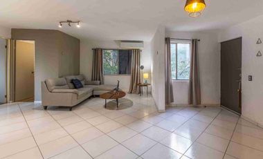 Departamento en venta | 3 recámaras remodelado | Altos de Cumbres, a pasos de Av. Leones