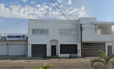 HERMOSA CASA ESTA ESPERANDO POR TI