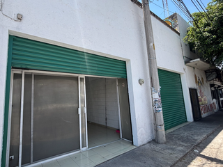 Venta de Bodega a Pie de Carretera Carretera Libre a Celaya (Los Ángeles)