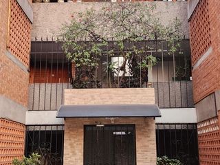 Departamento amplio. excelente ubicación.