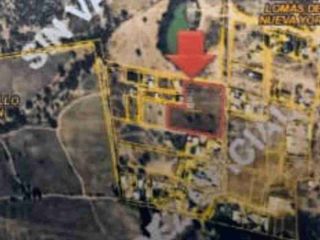 Venta de terreno uso mixto al sur todo bardeado