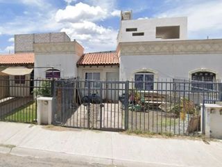 EXCELENTE PROPIEDAD EN VENTA EN FRACC. LOS HUERTOS, QUERETARO