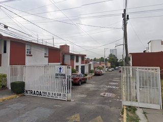LV25-536 B5 CASA EN VENTA RECUPERACION BANCARIA Priv. 11 B Sur 5518, Prados Agua Azul, 72430 Heroica Puebla de Zaragoza, Pue., México.