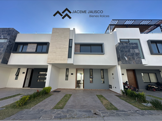 Casa en Venta Coto Cerezo - Fraccionamiento Valle Imperial