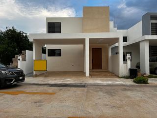 SE VENDE CASA EN PRIVADA ZENDERA