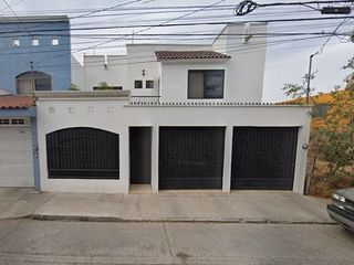 VENTA DE PROPIEDAD EN COLONIA MONTEBELLO, AGUASCALIENTES