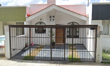 VENTA DE CASA EN ZAPOPAN JALISCO COLONIA VIVEROS DEL VALLE