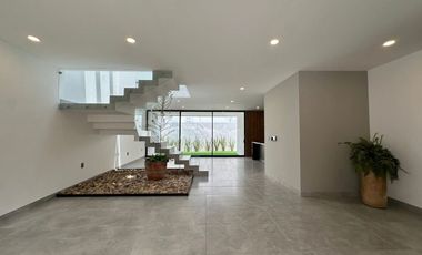 VENDO HERMOSA CASA NUEVA FRACC PUNTA DEL ESTE $5,750,000.00 FRENTE A EL AREA VERDE