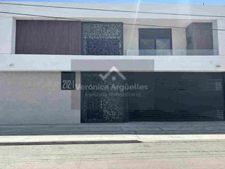 Hermosas Casas en Unidad Nacional acabados premium