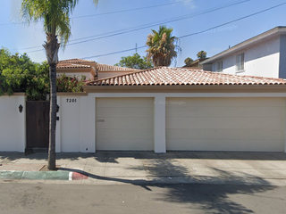Venta de casa de recuperacion bancaria en Tijuana Baja California, Zona Centro