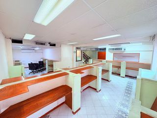 VENDO EDIFICIO DE OFICINAS, IDEAL PARA AGENCIA ADUANA, OFICINAS DE ENLACE ETC