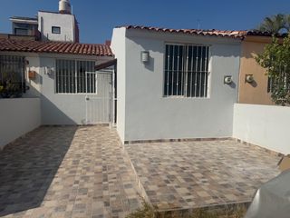 CASA EN VENTA EN SENDERO DE LUNA