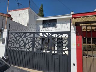 Casa en Venta en San José Mayorazgo, Puebla - Bien Ubicada con Cocina Integral