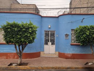 Oportunidad Casa Remodelada de una planta
