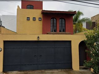 CASA EN VENTA EN LOMAS DE SANTA MARÍA, MORELIA, MICHOACÁN.