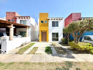 Casa en Renta $11,000.00 más Mtto. dentro de Coto en Residencial Bonanza en San Agustín, CP. 45640, Tlajomulco de Zúñiga, Jalisco, México
