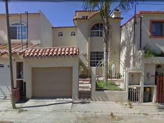 CASA EN VENTA EN MODERNA, ENSENADA, BAJA CALIFORNIA.