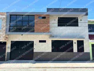 FRACCIONAMIENTO REFORMA CASA AMPLIA RENTA CASA PARA OFICINAS CON PANELES SOLARES
