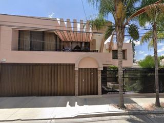 CASA EN VENTA CERRO DEL LAUREL 305