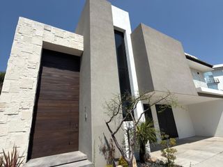 CASA EN RENTA EN GRAN RESERVA LOMAS DE ANGELOPOLIS