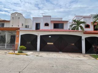 Casa en renta. Fracc. Real del Sur. Zona Sur, Villahermosa. Tabasco.