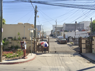 L2-17 CASA EN VENTA RECUPERACION BANCARIA Av. Aranjuez 2780, Villafontana, Fontana XIV, 22205 Tijuana, B.C., México.