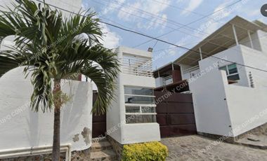 ¡TU HOGAR CON ALBERCA EN LOMAS DE BURGOS! Casa Adjudicada, Entrega Rápida y 100% Segura.