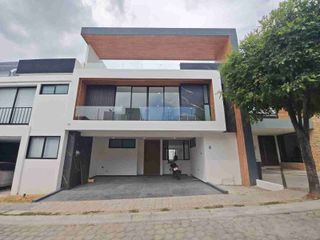 Casa en Venta en Lomas de Angelópolis 3, Excelente Opción con diseño, vanguardia y ubicación