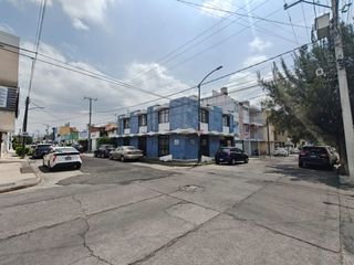 SE RENTA OFICINA - CONSULTORIO EN ESQUINA SANAT LA LUZ - CHAP NORTE