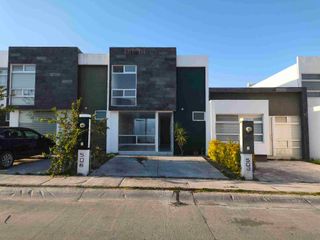 Renta bosque sereno $11,000