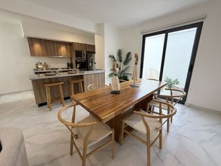 CASA ENLA MEJOR ZONA RESIDENCIAL