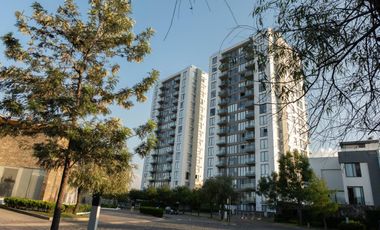 Puerta Las Lomas se vende departamento de lujo 3Rec + cuarto de servicio!