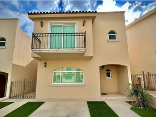 Casa en venta en VIOLETA E RESIDENCIAL PALMA REAL, Cerro de los Venados, Cabo San Lucas.