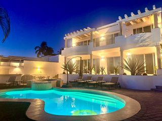CABO BELLO SE RENTA DUPLEX PLANTA BAJA CON ACCESO A LA PLAYA