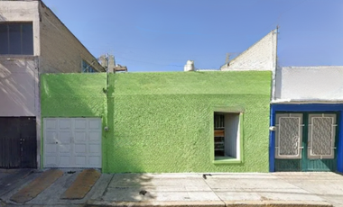 VENTA CASA: C. Iztacalco 342, Jose Vicente Villada, 57760 Cdad. Nezahualcóyotl, Méx.