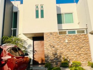 Casa en Renta en Senderos de Monteverde 85 Coto 5 — 3 rec · 130.00 m²
