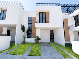 Casa de 3, 4 y 5 recámaras en Bahía de Banderas, a 10 minutos de la playa, a 25 minutos de vidanta world, a 35 minutos del aeropuerto de vallarta.