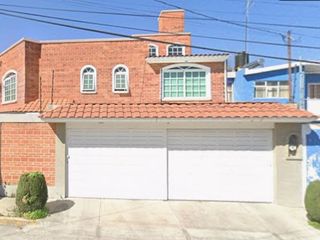 Venta de casa con Jardin En San Jorge Pueblo Nuevo Metepec