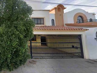 Hermosa Casa en Venta en Los Portales, Hermosillo, Sonora.