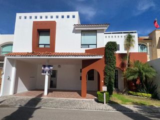 Venta de casa en Zavaleta