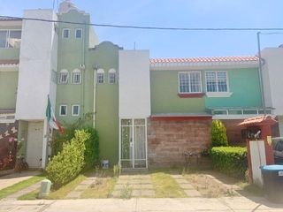 RENTA CASA EN AHUEHUETES TOLUCA
