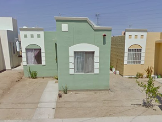 LINDA CASA EN REMATE EN  ARCOIRIS III, LA PAZ, BCS.