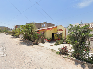 PRECIOSA CASA EN REMATE EN HEROES DE LA PATRIA, PUERTO VALLARTA, JALISCO.