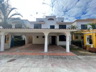 Casa en renta. La Joya Topacio, Tabasco 2000, Villahermosa, Tabasco.