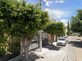 Casa en venta en Santiago de Querétaro. CLM ADJUDICADO