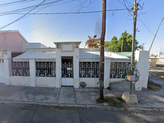 CASA EN VENTA, COL. AVIACIÓN, MEXICALI, BAJA CALIFORNIA.
