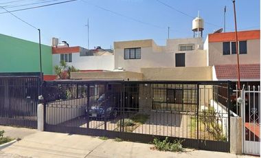 CASA EN VENTA EN JARDINES ALCALDE, GUADALAJARA, JALISCO.
